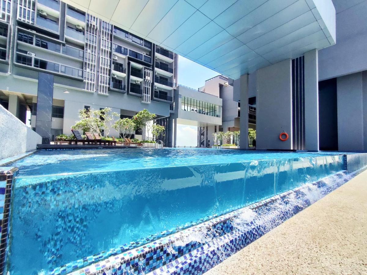 Melaka Town - Imperio Residence Studio With Bathtub Buitenkant foto